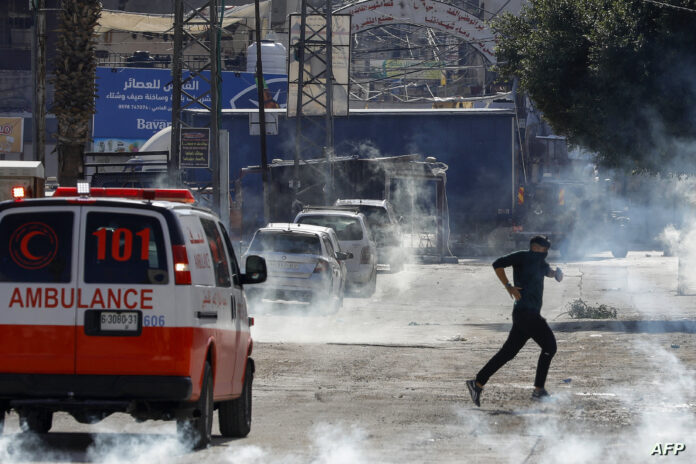 مقتل-فلسطيني-وإصابة-آخر-في-اشتباكات-بمخيم-بلاطة-في-نابلس